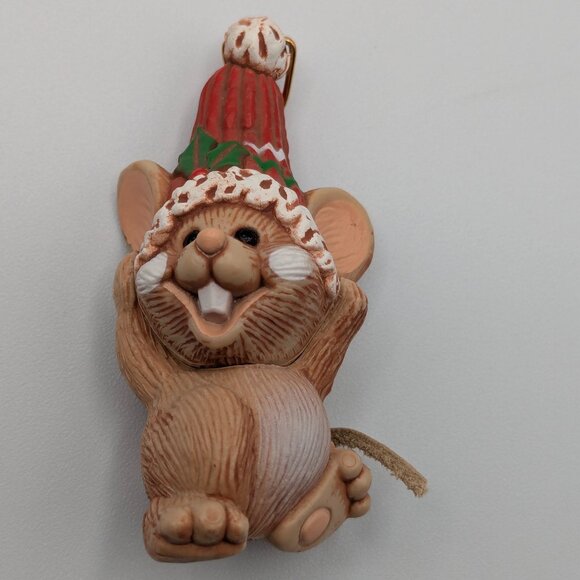 Hallmark Keepsake Merry Mouse 1985, Vintage Christmas Ornament - Picture 1 of 12